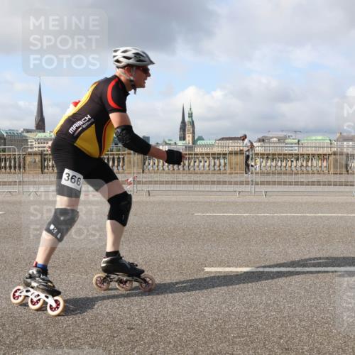 29.06.2025 - hella hamburg halbmarathon Lena Gebhardt http://msf.ph/oto/8410415 29.06.2025 08:55:11 Lombardsbrücke 366 meine-sportfotos.de