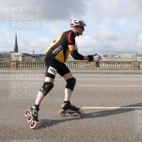 29.06.2025 - hella hamburg halbmarathon Lena Gebhardt http://msf.ph/oto/8410448 29.06.2025 08:55:11 Lombardsbrücke 366 meine-sportfotos.de