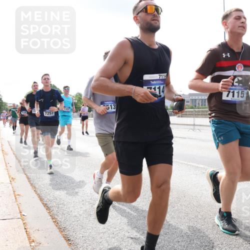 29.06.2025 - hella hamburg halbmarathon Lena Gebhardt http://msf.ph/oto/8410613 29.06.2025 10:17:03 Lombardsbrücke 7257, 1331, 513, 7114, 14, 7115, 1083, 1117, 1137, 1240, 1298, 1331, 1348, 1356, 1403, 1477, 1553, 1602, 1825, 2225, 2347, 2908, 2912, 3088, 3176, 3210, 3450, 3464, 3466, 3622, 5023, 5036, 5037, 5390, 5929, 5930, 5995, 6126, 6128, 6328, 6522, 6742, 6941, 6948, 7114, 7115, 7257, 7345, 7360, 7376, 7445, 7647, 7924, 7928, 7945, 8253, 8263, 8317, 8513, 8558, 8619, 8857, 8983, 9091, 9152, 9208, 9259, 9332, 9492, 9664, 9676, 10232 meine-sportfotos.de