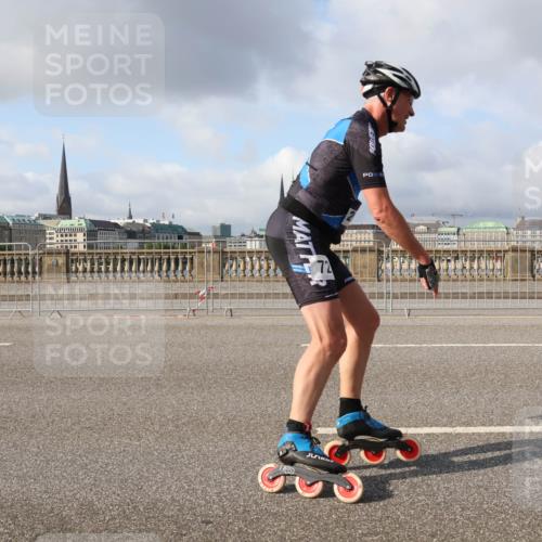 29.06.2025 - hella hamburg halbmarathon Lena Gebhardt http://msf.ph/oto/8410848 29.06.2025 08:55:17 Lombardsbrücke  meine-sportfotos.de