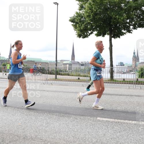 29.06.2025 - hella hamburg halbmarathon Lena Gebhardt http://msf.ph/oto/8411064 29.06.2025 10:25:17 Lombardsbrücke 808, 1464, 1093, 1627, 1740, 2000, 2108, 2249, 2278, 3920, 3961, 3963, 4008, 4010, 4444, 5126, 5564, 5814, 6869, 7778, 8083, 8962, 9573, 9811, 9927, 10845, 10846, 11157, 11400, 11662, 11921, 13510, 13842, 14086, 14649, 15016, 15119, 15153, 15283, 15679, 15942, 16421, 16422, 17185, 17954, 18194, 18198 meine-sportfotos.de
