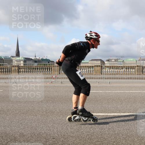29.06.2025 - hella hamburg halbmarathon Lena Gebhardt http://msf.ph/oto/8411511 29.06.2025 08:55:27 Lombardsbrücke  meine-sportfotos.de
