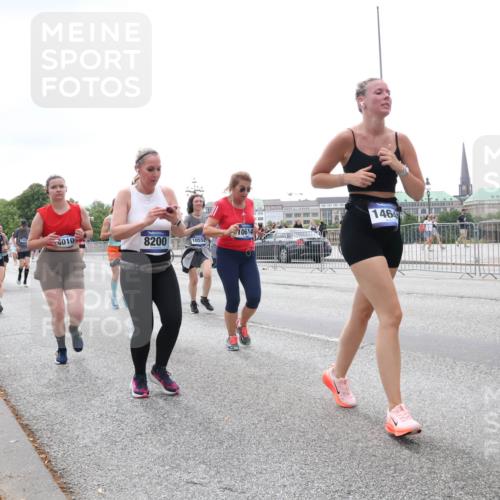 29.06.2025 - hella hamburg halbmarathon Lena Gebhardt http://msf.ph/oto/8411642 29.06.2025 10:51:09 Lombardsbrücke 70614, 4010, 8200, 10552, 11052, 146, 17295, 1129, 1203, 1208, 1404, 1478, 1617, 1930, 2200, 2202, 2358, 2380, 2484, 2485, 2859, 3184, 3229, 3647, 3934, 4156, 4652, 4713, 4771, 4848, 4878, 4920, 5286, 5289, 5357, 5394, 5530, 6178, 6961, 7012, 7133, 7141, 7161, 7769, 7770, 7771, 7825, 8040, 8200, 8410, 8672, 8779, 8833, 8986, 9096, 9166, 9167, 9168, 9582, 9583, 9763, 10029, 10437, 10552, 10614, 10636, 11034, 11052, 11252, 11575, 11577, 12392, 12393, 14534 meine-sportfotos.de
