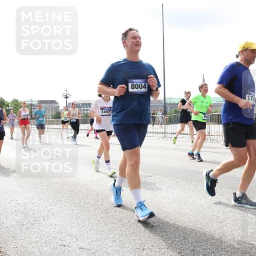 29.06.2025 - hella hamburg halbmarathon Lena Gebhardt http://msf.ph/oto/8411762 29.06.2025 10:41:52 Lombardsbrücke 16364, 14939, 8004, 95, 171, 645, 11131, 1039, 1314, 1509, 1536, 1542, 1623, 1648, 1712, 1752, 2145, 2153, 2258, 2523, 2974, 3276, 3326, 3344, 3459, 3460, 3568, 3623, 4329, 4415, 4541, 4610, 4735, 4736, 4787, 5432, 5671, 5942, 6136, 6137, 6153, 6320, 6430, 6436, 6450, 6618, 6793, 6837, 6846, 6894, 7022, 7023, 7477, 7955, 7968, 8004, 8162, 8163, 8300, 8301, 8443, 8848, 8897, 8908, 9008, 9223, 9467, 9588, 10027, 10348, 10483, 10623, 11011, 11166 meine-sportfotos.de