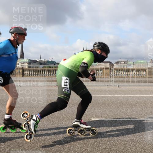 29.06.2025 - hella hamburg halbmarathon Lena Gebhardt http://msf.ph/oto/8412103 29.06.2025 08:55:33 Lombardsbrücke 144, 144, 302, 00 meine-sportfotos.de