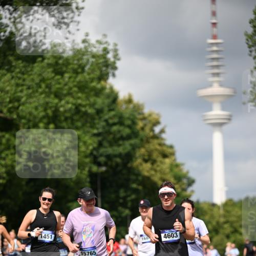 29.06.2025 - hella hamburg halbmarathon Dr. Thomas Lammeyer http://msf.ph/oto/8412331 29.06.2025 10:43:21 Kennedybrücke 1451, 1856, 1883, 2092, 2498, 2524, 2534, 2660, 3216, 3307, 3726, 4028, 4410, 4603, 4964, 5617, 5684, 5735, 6112, 7341, 7350, 7589, 7815, 10315, 10604, 10696, 11059, 11129, 11313 meine-sportfotos.de