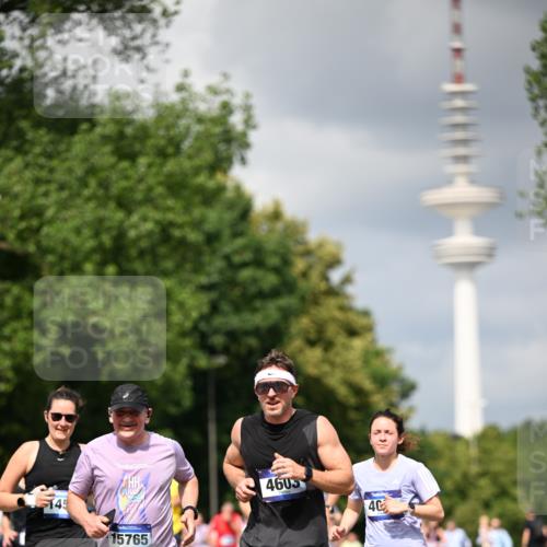 29.06.2025 - hella hamburg halbmarathon Dr. Thomas Lammeyer http://msf.ph/oto/8412360 29.06.2025 10:43:22 Kennedybrücke 1451, 1856, 1883, 2092, 2498, 2524, 2534, 2660, 3216, 3307, 3726, 4028, 4410, 4603, 4964, 5617, 5684, 5735, 6112, 7263, 7341, 7350, 7589, 7815, 8783, 10315, 10604, 10696, 11059, 11129, 11313 meine-sportfotos.de