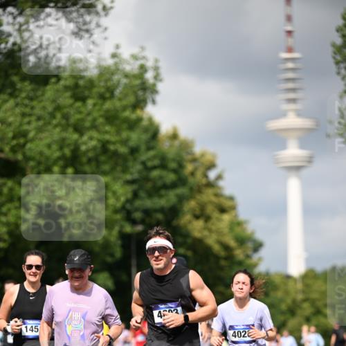 29.06.2025 - hella hamburg halbmarathon Dr. Thomas Lammeyer http://msf.ph/oto/8412365 29.06.2025 10:43:22 Kennedybrücke 1451, 1856, 1883, 2092, 2498, 2524, 2534, 2660, 3216, 3307, 3726, 4028, 4410, 4603, 4964, 5617, 5684, 5735, 6112, 7263, 7341, 7350, 7589, 7815, 8783, 10315, 10604, 10696, 11059, 11129, 11313 meine-sportfotos.de
