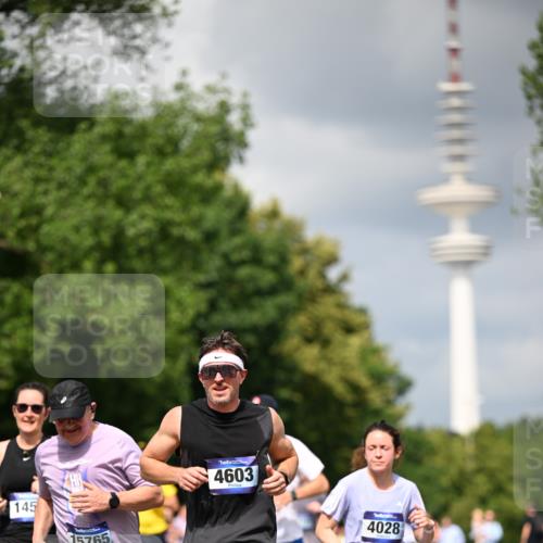29.06.2025 - hella hamburg halbmarathon Dr. Thomas Lammeyer http://msf.ph/oto/8412374 29.06.2025 10:43:23 Kennedybrücke 1451, 1856, 1883, 2092, 2498, 2524, 2534, 2660, 3216, 3307, 3726, 4028, 4410, 4603, 4964, 5617, 5684, 5735, 6112, 7263, 7341, 7350, 7589, 7684, 7815, 8783, 10315, 10604, 10696, 11059, 11129, 11313, 11382 meine-sportfotos.de