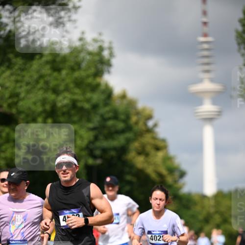 29.06.2025 - hella hamburg halbmarathon Dr. Thomas Lammeyer http://msf.ph/oto/8412390 29.06.2025 10:43:23 Kennedybrücke 1451, 1856, 1883, 2092, 2498, 2524, 2534, 2660, 3216, 3307, 3726, 4028, 4410, 4603, 4964, 5617, 5684, 5735, 6112, 7263, 7341, 7350, 7589, 7684, 7815, 8783, 10315, 10604, 10696, 11059, 11129, 11313, 11382 meine-sportfotos.de