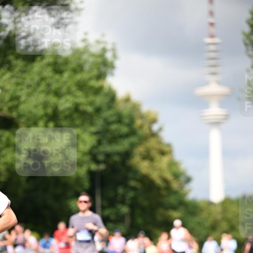 29.06.2025 - hella hamburg halbmarathon Dr. Thomas Lammeyer http://msf.ph/oto/8412503 29.06.2025 10:43:26 Kennedybrücke 1451, 1856, 1883, 2092, 2498, 2524, 2534, 2660, 3307, 3726, 4028, 4410, 4603, 4964, 5617, 5684, 5735, 6112, 6342, 6343, 7263, 7341, 7350, 7589, 7684, 7815, 8783, 10315, 10604, 10696, 11059, 11129, 11313, 11381, 11382 meine-sportfotos.de