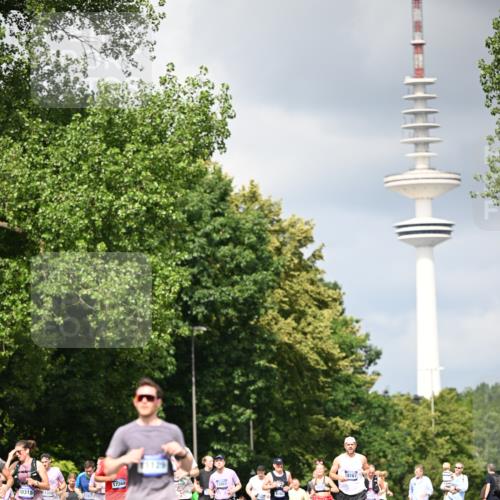 29.06.2025 - hella hamburg halbmarathon Dr. Thomas Lammeyer http://msf.ph/oto/8412506 29.06.2025 10:43:27 Kennedybrücke 1451, 1856, 1883, 2092, 2498, 2524, 2534, 2660, 3307, 3726, 4028, 4410, 4603, 4964, 5617, 5684, 5735, 6112, 6342, 6343, 6611, 7263, 7341, 7350, 7589, 7684, 7815, 8783, 10315, 10604, 10696, 11059, 11129, 11313, 11381, 11382 meine-sportfotos.de