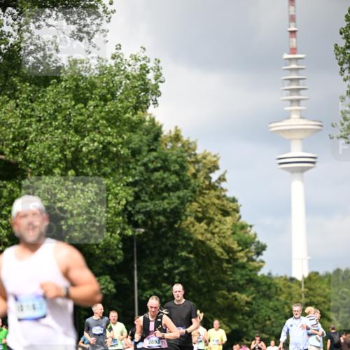 29.06.2025 - hella hamburg halbmarathon Dr. Thomas Lammeyer http://msf.ph/oto/8412846 29.06.2025 10:43:39 Kennedybrücke 1232, 1883, 2092, 2498, 2534, 2660, 2893, 4410, 6112, 6321, 6342, 6343, 6611, 7053, 7263, 7684, 7815, 8243, 8367, 8457, 8783, 9393, 9708, 10001, 10315, 10516, 10554, 10604, 10696, 11129, 11313, 11381, 11382 meine-sportfotos.de