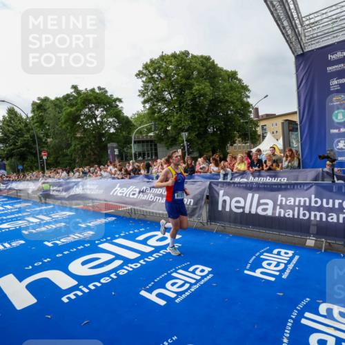 29.06.2025 - hella hamburg halbmarathon Zöllner http://msf.ph/oto/8412916 29.06.2025 10:23:50 Ziel 5301, 6699, 9151, 9447, 10780 meine-sportfotos.de