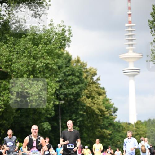 29.06.2025 - hella hamburg halbmarathon Dr. Thomas Lammeyer http://msf.ph/oto/8412947 29.06.2025 10:43:42 Kennedybrücke 1232, 2092, 2498, 2893, 3353, 4855, 6112, 6321, 6342, 6343, 6611, 7053, 7125, 7263, 7501, 7684, 7815, 8243, 8367, 8457, 8783, 9393, 9708, 10001, 10315, 10516, 10554, 10604, 10696, 10888, 11129, 11313, 11381, 11382 meine-sportfotos.de