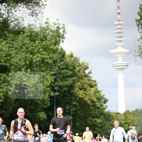 29.06.2025 - hella hamburg halbmarathon Dr. Thomas Lammeyer http://msf.ph/oto/8412987 29.06.2025 10:43:43 Kennedybrücke 1232, 2092, 2498, 2893, 3353, 4855, 6112, 6321, 6342, 6343, 6611, 7053, 7125, 7263, 7501, 7684, 7815, 8243, 8367, 8457, 8783, 9393, 9708, 10001, 10315, 10516, 10554, 10604, 10696, 10888, 11313, 11381, 11382 meine-sportfotos.de