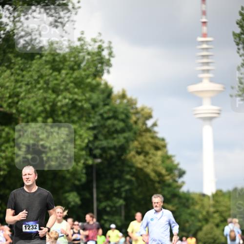29.06.2025 - hella hamburg halbmarathon Dr. Thomas Lammeyer http://msf.ph/oto/8413096 29.06.2025 10:43:46 Kennedybrücke 1232, 2498, 2893, 3353, 3727, 4855, 6321, 6342, 6343, 6611, 7053, 7125, 7263, 7501, 7684, 8243, 8367, 8457, 8783, 9393, 9455, 9708, 10001, 10315, 10516, 10554, 10888, 10901, 11313, 11381, 11382 meine-sportfotos.de