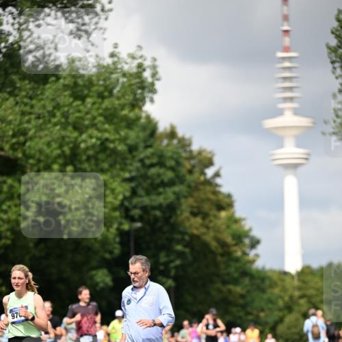 29.06.2025 - hella hamburg halbmarathon Dr. Thomas Lammeyer http://msf.ph/oto/8413203 29.06.2025 10:43:49 Kennedybrücke 1232, 2498, 2893, 3353, 3727, 4523, 4659, 4855, 6321, 6342, 6343, 6611, 6698, 7053, 7125, 7263, 7501, 7684, 8243, 8367, 8457, 8783, 9393, 9455, 9708, 10001, 10315, 10516, 10554, 10714, 10888, 10901, 11313, 11381, 11382 meine-sportfotos.de