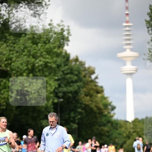 29.06.2025 - hella hamburg halbmarathon Dr. Thomas Lammeyer http://msf.ph/oto/8413226 29.06.2025 10:43:50 Kennedybrücke 1232, 2498, 2893, 3353, 3727, 4523, 4659, 4855, 6321, 6342, 6343, 6611, 6698, 7053, 7125, 7263, 7501, 7684, 8243, 8367, 8457, 8783, 9393, 9455, 9708, 10001, 10315, 10516, 10554, 10714, 10888, 10901, 11381, 11382 meine-sportfotos.de