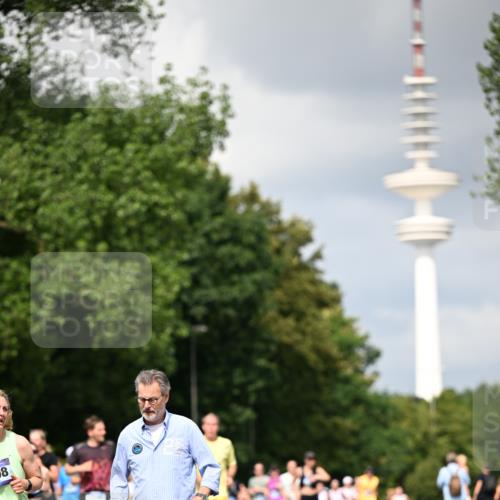 29.06.2025 - hella hamburg halbmarathon Dr. Thomas Lammeyer http://msf.ph/oto/8413236 29.06.2025 10:43:50 Kennedybrücke 1232, 2498, 2893, 3353, 3727, 4523, 4659, 4855, 6321, 6342, 6343, 6611, 6698, 7053, 7125, 7263, 7501, 7684, 8243, 8367, 8457, 8783, 9393, 9455, 9708, 10001, 10315, 10516, 10554, 10714, 10888, 10901, 11381, 11382 meine-sportfotos.de