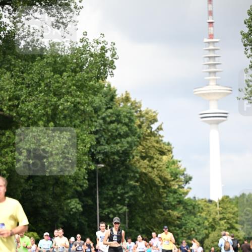 29.06.2025 - hella hamburg halbmarathon Dr. Thomas Lammeyer http://msf.ph/oto/8413358 29.06.2025 10:43:56 Kennedybrücke 1232, 1760, 2313, 2893, 3046, 3353, 3727, 4523, 4659, 4855, 6321, 6427, 6611, 6698, 6739, 7053, 7125, 7501, 8243, 8367, 8457, 9393, 9455, 9708, 9777, 10001, 10512, 10516, 10554, 10714, 10888, 10901, 11175 meine-sportfotos.de