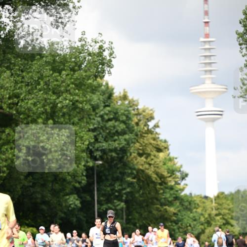 29.06.2025 - hella hamburg halbmarathon Dr. Thomas Lammeyer http://msf.ph/oto/8413374 29.06.2025 10:43:56 Kennedybrücke 1232, 1760, 2313, 2893, 3046, 3353, 3727, 4523, 4659, 4855, 6321, 6427, 6611, 6698, 6739, 7053, 7125, 7501, 8243, 8367, 8457, 9393, 9455, 9708, 9777, 10001, 10512, 10516, 10554, 10714, 10888, 10901, 11175 meine-sportfotos.de