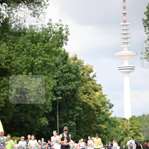 29.06.2025 - hella hamburg halbmarathon Dr. Thomas Lammeyer http://msf.ph/oto/8413390 29.06.2025 10:43:56 Kennedybrücke 1232, 1760, 2313, 2893, 3046, 3353, 3727, 4523, 4659, 4855, 6321, 6427, 6611, 6698, 6739, 7053, 7125, 7501, 8243, 8367, 8457, 9393, 9455, 9708, 9777, 10001, 10512, 10516, 10554, 10714, 10888, 10901, 11175 meine-sportfotos.de