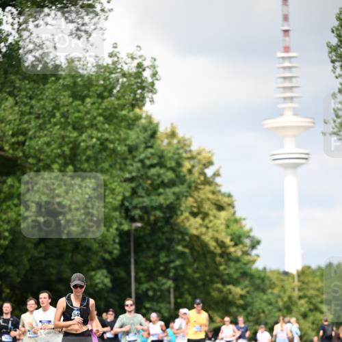 29.06.2025 - hella hamburg halbmarathon Dr. Thomas Lammeyer http://msf.ph/oto/8413514 29.06.2025 10:44:00 Kennedybrücke 1232, 1760, 2313, 2893, 2976, 3046, 3353, 3727, 4173, 4523, 4659, 4752, 4855, 6321, 6427, 6698, 6739, 7045, 7053, 7125, 7501, 7524, 8367, 8457, 9455, 9698, 9708, 9777, 10001, 10441, 10512, 10516, 10714, 10888, 10901, 11175 meine-sportfotos.de