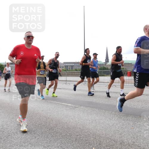 29.06.2025 - hella hamburg halbmarathon Lena Gebhardt http://msf.ph/oto/8413632 29.06.2025 10:25:55 Lombardsbrücke 2505, 4378, 3765, 16, 14223, 473, 1093, 1305, 1479, 1481, 3343, 3765, 4378, 4797, 5028, 5497, 6159, 6663, 8276, 8674, 8881, 9811, 10104, 10219, 10845, 10846, 11139, 11596, 11662, 11699, 11828, 11859, 12074, 12505, 12838, 12945, 12946, 13653, 13842, 14063, 14179, 14223, 14356, 14726, 14936, 15283, 16289, 16354, 16381, 16927, 17369, 19144 meine-sportfotos.de