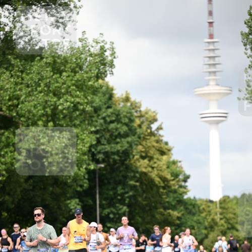 29.06.2025 - hella hamburg halbmarathon Dr. Thomas Lammeyer http://msf.ph/oto/8413657 29.06.2025 10:44:05 Kennedybrücke 1760, 2313, 2976, 3046, 3353, 3727, 3882, 3884, 4173, 4523, 4659, 4752, 4855, 6321, 6427, 6698, 6739, 7045, 7125, 7501, 7524, 8457, 8612, 8865, 8866, 9455, 9698, 9708, 9777, 10441, 10512, 10626, 10714, 10818, 10888, 10901, 11175 meine-sportfotos.de