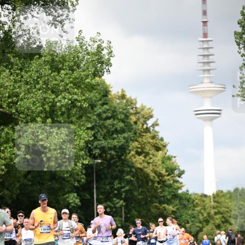 29.06.2025 - hella hamburg halbmarathon Dr. Thomas Lammeyer http://msf.ph/oto/8413713 29.06.2025 10:44:07 Kennedybrücke 1760, 2313, 2976, 3046, 3237, 3353, 3515, 3727, 3882, 3883, 3884, 4173, 4523, 4659, 4752, 4855, 6321, 6427, 6698, 6739, 7045, 7125, 7455, 7501, 7524, 8612, 8865, 8866, 9455, 9698, 9747, 9777, 10441, 10512, 10626, 10714, 10818, 10888, 10901, 11175, 11242 meine-sportfotos.de