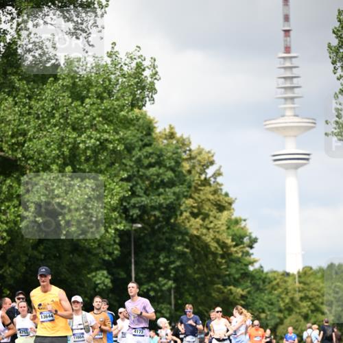29.06.2025 - hella hamburg halbmarathon Dr. Thomas Lammeyer http://msf.ph/oto/8413735 29.06.2025 10:44:08 Kennedybrücke 1760, 2313, 2976, 3046, 3237, 3353, 3515, 3727, 3882, 3883, 3884, 4173, 4523, 4659, 4752, 4855, 6321, 6427, 6698, 6739, 7045, 7125, 7455, 7456, 7501, 7524, 8612, 8865, 8866, 9455, 9698, 9747, 9777, 10441, 10512, 10626, 10714, 10818, 10888, 10901, 11175, 11242 meine-sportfotos.de