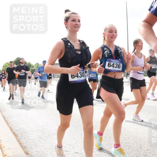 29.06.2025 - hella hamburg halbmarathon Lena Gebhardt http://msf.ph/oto/8413752 29.06.2025 10:42:04 Lombardsbrücke 7955, 1120, 6430, 3460, 6436, 12801, 1039, 1360, 1509, 1623, 1624, 1648, 1712, 1752, 2145, 2523, 2974, 3276, 3326, 3459, 3460, 3568, 4329, 4353, 4541, 4735, 4736, 4787, 4885, 4892, 5419, 5432, 5671, 6136, 6137, 6153, 6320, 6430, 6436, 6450, 6618, 6828, 6837, 6846, 6917, 7357, 7477, 7955, 7968, 8004, 8014, 8162, 8163, 8300, 8301, 8443, 8459, 8712, 8848, 8897, 8908, 9008, 9223, 9370, 9467, 9588, 10027, 10623, 11011 meine-sportfotos.de