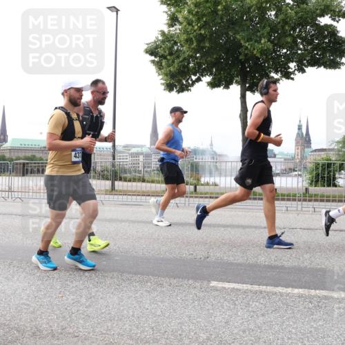 29.06.2025 - hella hamburg halbmarathon Lena Gebhardt http://msf.ph/oto/8413788 29.06.2025 10:25:56 Lombardsbrücke 437, 1093, 1305, 1479, 1481, 3343, 3765, 4378, 4797, 5028, 5497, 6159, 6663, 8276, 8674, 8881, 9811, 10104, 10219, 10845, 10846, 11139, 11596, 11662, 11699, 11828, 11859, 12074, 12505, 12838, 12945, 12946, 13653, 13842, 14063, 14179, 14223, 14356, 14726, 14936, 15283, 16289, 16354, 16381, 16927, 17369, 19144 meine-sportfotos.de