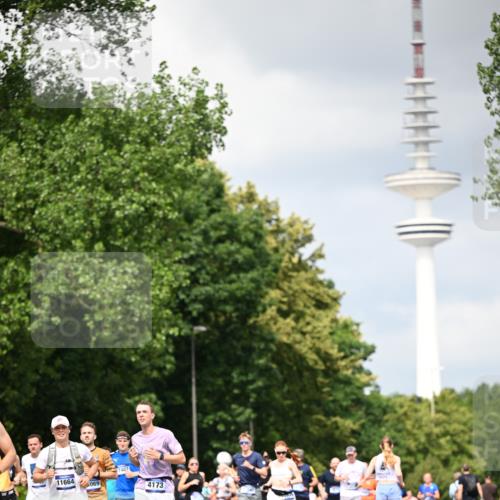 29.06.2025 - hella hamburg halbmarathon Dr. Thomas Lammeyer http://msf.ph/oto/8413790 29.06.2025 10:44:10 Kennedybrücke 1760, 2019, 2313, 2976, 3046, 3237, 3353, 3515, 3727, 3882, 3883, 3884, 4173, 4523, 4659, 4752, 4855, 5229, 5876, 5877, 6427, 6698, 6739, 7045, 7125, 7455, 7456, 7501, 7524, 7675, 7850, 7984, 8612, 8865, 8866, 9455, 9698, 9747, 9777, 10441, 10512, 10626, 10714, 10818, 10888, 10901, 11175, 11242 meine-sportfotos.de