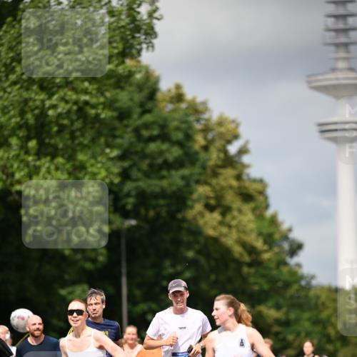 29.06.2025 - hella hamburg halbmarathon Dr. Thomas Lammeyer http://msf.ph/oto/8414016 29.06.2025 10:44:19 Kennedybrücke 1058, 1760, 2019, 2313, 2888, 2976, 3046, 3237, 3515, 3808, 3882, 3883, 3884, 4173, 4752, 5229, 5263, 5701, 5876, 5877, 5901, 6427, 6739, 6866, 6876, 7045, 7455, 7456, 7524, 7675, 7850, 7984, 8107, 8391, 8612, 8865, 8866, 9698, 9747, 9777, 10441, 10512, 10626, 10714, 10806, 10818, 11175, 11242 meine-sportfotos.de
