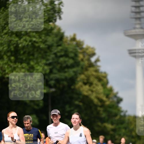 29.06.2025 - hella hamburg halbmarathon Dr. Thomas Lammeyer http://msf.ph/oto/8414054 29.06.2025 10:44:21 Kennedybrücke 1058, 1760, 2019, 2313, 2888, 2976, 3046, 3237, 3515, 3808, 3882, 3883, 3884, 4173, 4752, 5229, 5263, 5654, 5701, 5876, 5877, 5901, 6427, 6739, 6866, 6876, 7045, 7174, 7455, 7456, 7524, 7675, 7850, 7984, 8107, 8391, 8612, 8865, 8866, 9495, 9698, 9747, 9777, 10441, 10512, 10626, 10806, 10818, 11175, 11242 meine-sportfotos.de