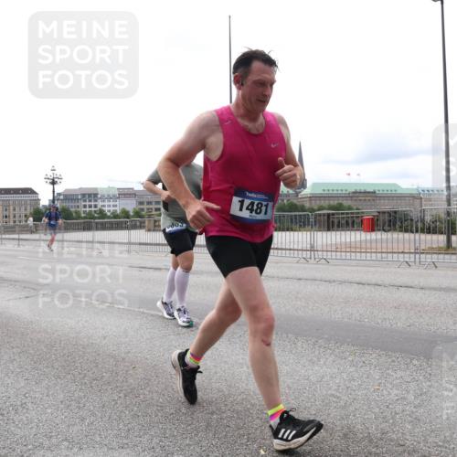 29.06.2025 - hella hamburg halbmarathon Lena Gebhardt http://msf.ph/oto/8414091 29.06.2025 10:25:59 Lombardsbrücke 1481, 1093, 1305, 1479, 1481, 3343, 3617, 3765, 4378, 4797, 5028, 5497, 6159, 6663, 8276, 8306, 8674, 8881, 9811, 10104, 10219, 10845, 11107, 11139, 11596, 11699, 11828, 11859, 12074, 12505, 12826, 12827, 12838, 12945, 12946, 13653, 14063, 14179, 14223, 14356, 14726, 14936, 15283, 16289, 16354, 16381, 16927, 17369, 19144 meine-sportfotos.de