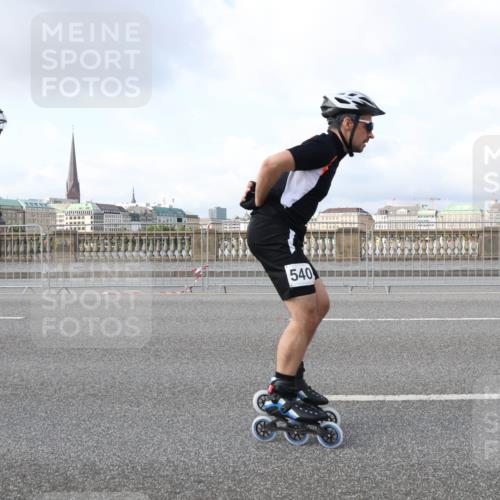 29.06.2025 - hella hamburg halbmarathon Lena Gebhardt http://msf.ph/oto/8414105 29.06.2025 08:55:54 Lombardsbrücke 540 meine-sportfotos.de