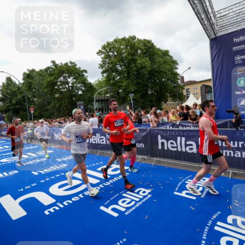 29.06.2025 - hella hamburg halbmarathon Zöllner http://msf.ph/oto/8414119 29.06.2025 10:48:10 Ziel 1086, 1914, 4324, 4711, 9544, 9626, 9638, 12706, 12724, 12747, 13570, 14192, 15973, 16094, 16149, 16269 meine-sportfotos.de