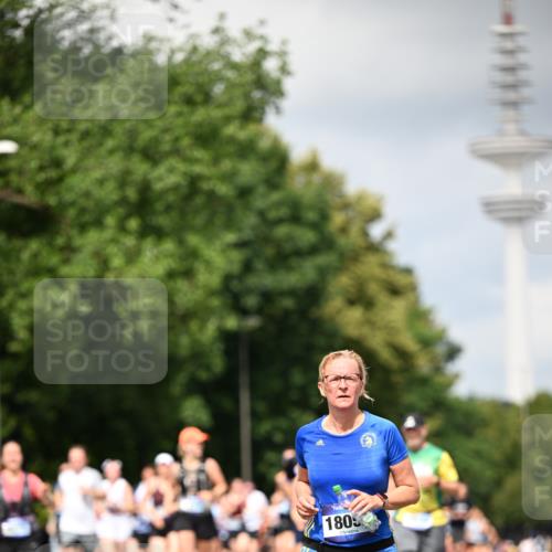 29.06.2025 - hella hamburg halbmarathon Dr. Thomas Lammeyer http://msf.ph/oto/8414307 29.06.2025 10:44:36 Kennedybrücke 1058, 1291, 1586, 1899, 2019, 2109, 2254, 2515, 2572, 2888, 3237, 3515, 3607, 3808, 3883, 4271, 5229, 5263, 5654, 5701, 5702, 5876, 5877, 5901, 5975, 6363, 6673, 6866, 6876, 6920, 7174, 7455, 7456, 7675, 7850, 7984, 8107, 8391, 8815, 8984, 9187, 9468, 9495, 9747, 9977, 10806, 10833, 11242, 11244 meine-sportfotos.de
