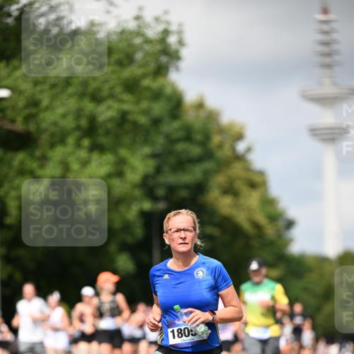 29.06.2025 - hella hamburg halbmarathon Dr. Thomas Lammeyer http://msf.ph/oto/8414338 29.06.2025 10:44:37 Kennedybrücke 1058, 1291, 1586, 1899, 2019, 2109, 2254, 2515, 2572, 2888, 3237, 3607, 3808, 4271, 5229, 5263, 5654, 5701, 5702, 5876, 5877, 5901, 5975, 6363, 6673, 6866, 6876, 6920, 7174, 7455, 7456, 7675, 7850, 7984, 8107, 8391, 8815, 8984, 9187, 9468, 9495, 9977, 10806, 10833, 11244 meine-sportfotos.de