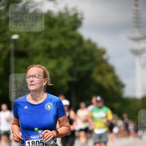 29.06.2025 - hella hamburg halbmarathon Dr. Thomas Lammeyer http://msf.ph/oto/8414354 29.06.2025 10:44:39 Kennedybrücke 1058, 1291, 1586, 1899, 2019, 2109, 2254, 2515, 2572, 2888, 3607, 3808, 4271, 5229, 5263, 5654, 5701, 5702, 5876, 5877, 5901, 5975, 6363, 6673, 6866, 6876, 6920, 7174, 7675, 7850, 7984, 8107, 8391, 8739, 8815, 8984, 9187, 9195, 9468, 9495, 9977, 10474, 10806, 10833, 11244 meine-sportfotos.de
