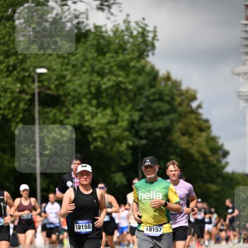 29.06.2025 - hella hamburg halbmarathon Dr. Thomas Lammeyer http://msf.ph/oto/8414391 29.06.2025 10:44:41 Kennedybrücke 1058, 1291, 1586, 1899, 2109, 2254, 2515, 2572, 2888, 3607, 3808, 4271, 5263, 5654, 5701, 5702, 5901, 5975, 6363, 6673, 6866, 6876, 6920, 7174, 8107, 8391, 8739, 8815, 8984, 9187, 9195, 9468, 9495, 9977, 10474, 10806, 10833, 11244 meine-sportfotos.de