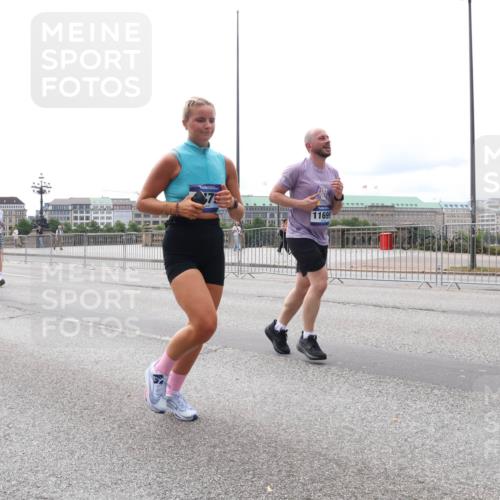 29.06.2025 - hella hamburg halbmarathon Lena Gebhardt http://msf.ph/oto/8414423 29.06.2025 10:26:02 Lombardsbrücke 10219, 79, 11699, 1305, 1479, 1481, 3343, 3617, 3765, 4267, 4268, 4315, 4378, 4797, 5028, 5497, 6159, 6663, 8276, 8306, 8674, 8881, 9811, 10104, 10219, 11107, 11139, 11596, 11699, 11828, 11859, 12074, 12505, 12826, 12827, 12838, 12945, 12946, 13653, 14063, 14179, 14223, 14356, 14726, 14936, 16289, 16354, 16381, 16927, 17369, 19144 meine-sportfotos.de