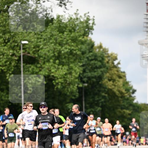 29.06.2025 - hella hamburg halbmarathon Dr. Thomas Lammeyer http://msf.ph/oto/8414652 29.06.2025 10:44:52 Kennedybrücke 1018, 1037, 1291, 1586, 1899, 2042, 2109, 2254, 2299, 2515, 2572, 3293, 3306, 3432, 3607, 3810, 4271, 4612, 5059, 5351, 5702, 5753, 5975, 6076, 6163, 6229, 6363, 6673, 6920, 7108, 8378, 8739, 8815, 8984, 9187, 9195, 9468, 9946, 9977, 10166, 10474, 10833, 10940, 11244 meine-sportfotos.de