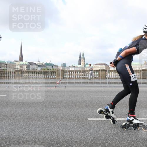 29.06.2025 - hella hamburg halbmarathon Lena Gebhardt http://msf.ph/oto/8414656 29.06.2025 08:55:57 Lombardsbrücke 10 meine-sportfotos.de