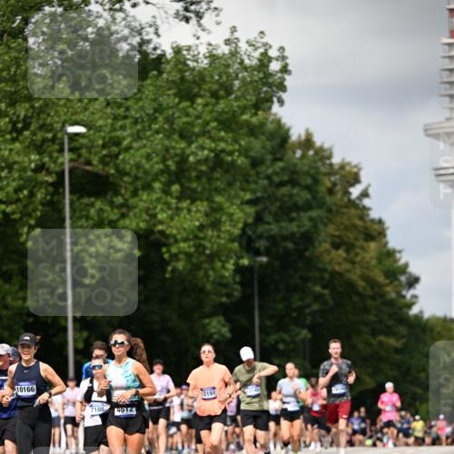 29.06.2025 - hella hamburg halbmarathon Dr. Thomas Lammeyer http://msf.ph/oto/8414785 29.06.2025 10:44:57 Kennedybrücke 1018, 1037, 1323, 2042, 2109, 2254, 2299, 3293, 3306, 3432, 3607, 3810, 4271, 4612, 5059, 5351, 5702, 5753, 5975, 6076, 6098, 6163, 6229, 6363, 6806, 7108, 7956, 8378, 8739, 8815, 8984, 9187, 9195, 9237, 9468, 9946, 9977, 10166, 10474, 10920, 10940, 11053 meine-sportfotos.de