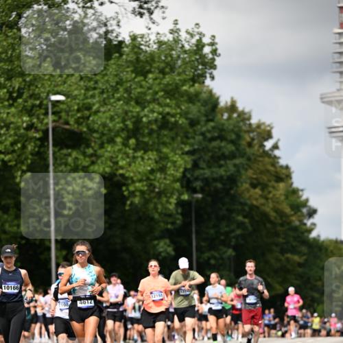 29.06.2025 - hella hamburg halbmarathon Dr. Thomas Lammeyer http://msf.ph/oto/8414793 29.06.2025 10:44:57 Kennedybrücke 1018, 1037, 1323, 2042, 2109, 2254, 2299, 3293, 3306, 3432, 3607, 3810, 4271, 4612, 5059, 5351, 5702, 5753, 5975, 6076, 6098, 6163, 6229, 6363, 6806, 7108, 7956, 8378, 8739, 8815, 8984, 9187, 9195, 9237, 9468, 9946, 9977, 10166, 10474, 10920, 10940, 11053 meine-sportfotos.de