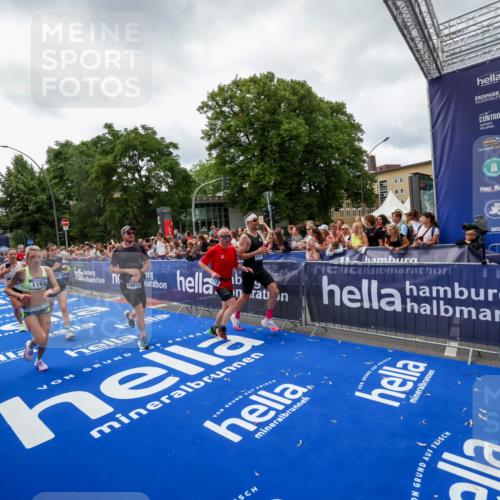 29.06.2025 - hella hamburg halbmarathon Zöllner http://msf.ph/oto/8414812 29.06.2025 10:48:41 Ziel 1163, 1176, 2213, 4553, 5421, 9538, 10859, 11579, 14511, 15384, 15573, 17127, 18815 meine-sportfotos.de